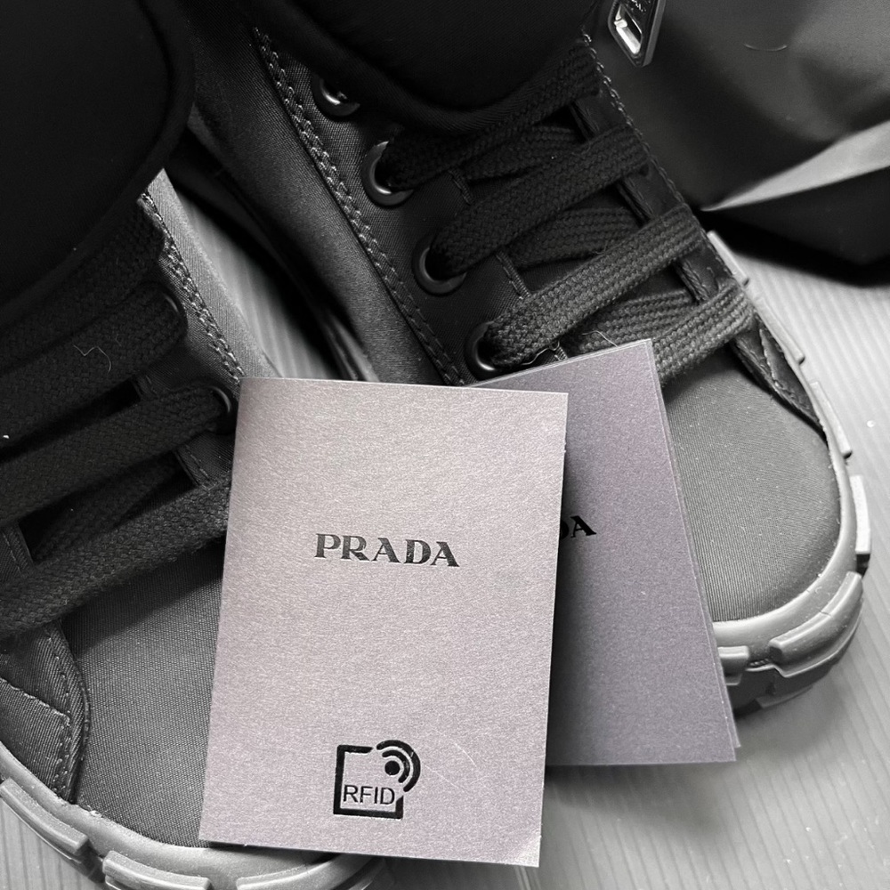 Brand new womens prada shoes size 7